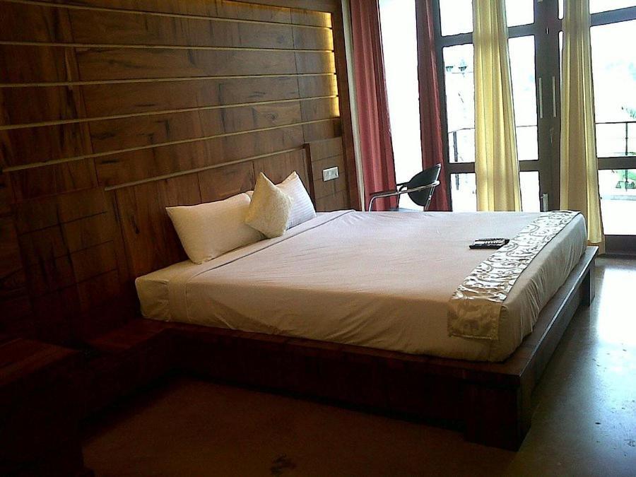 Mak Hotel Бангалор Экстерьер фото
